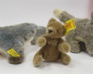 THREE STEIFF SMALL ANIMALS. ALL THREE HAVE BUTTONS, TWO HAVE TAGS
