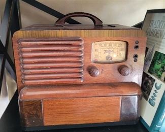 Antique radio by Zenith