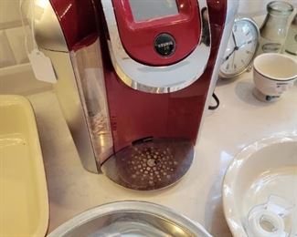 Keurig and dishware