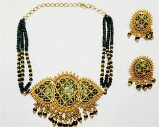 22k Gold Emerald Enamel Necklace and Matching Earrings India