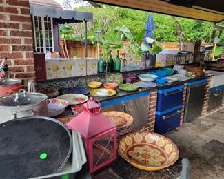 Christmas decor, outdoor kitchen plates and more