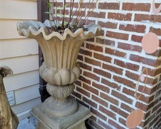Front gate urn planter on pedestal 
