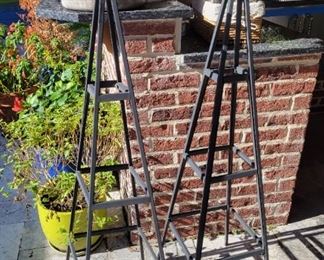 Yard metal tower decor