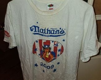 Vintage Nathan's Hot Dog Eating Contest T-Shirt 2009
