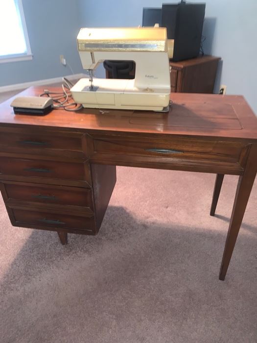Taylor Estate Sales in Haleyville, AL