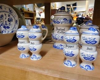 Blue Onion Serveware