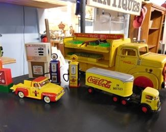 Coca Cola Collectible  Trucks