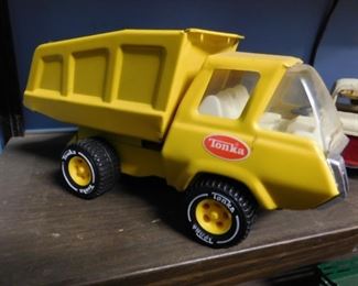 Tonka Metal Dump Truck