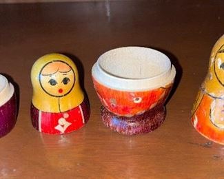 Matryoshka dolls ( stacking dolls, nesting dolls, Russian tea dolls)