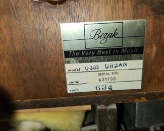 Bozak C-305 Urban stereo cabinet