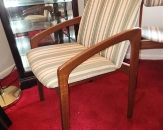 8 chairs, 4 with arms