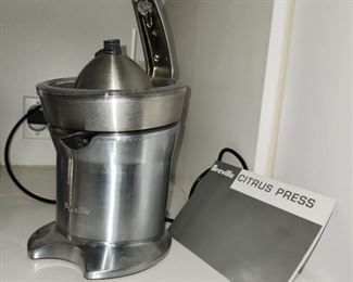 Breville electric juicer