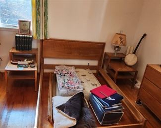 mid century modern bedroom set by Conant Ball Furniture Makers, Modernmates by Leslie Diamond