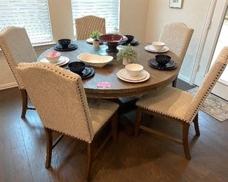 Farmhouse round table and 5 Linen dining room chairs New!