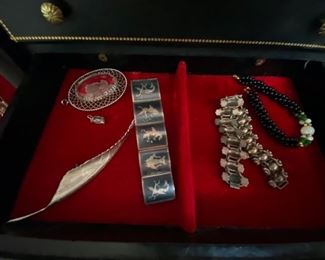 Vintage Jewelry