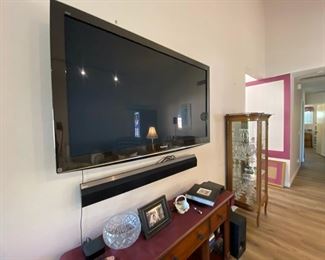 TV and Soundbar