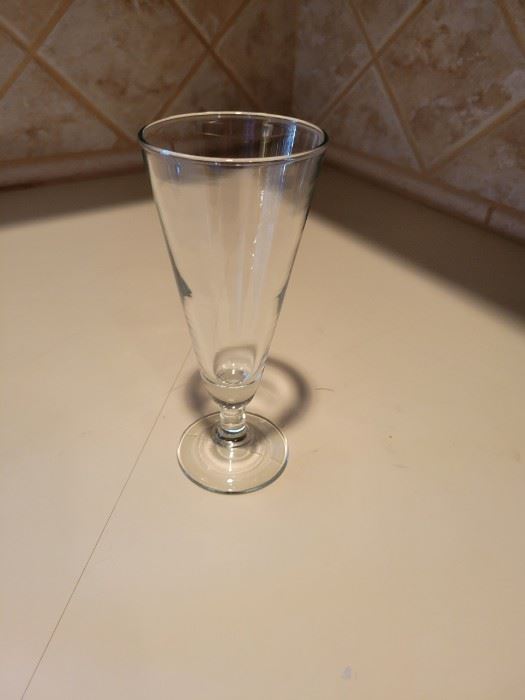 ESTATE SALES WITH RANDY'S TREASURE CHEST starts on 11/11/2022