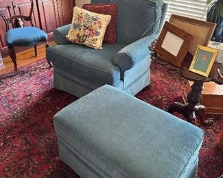 Club chairs and ottoman