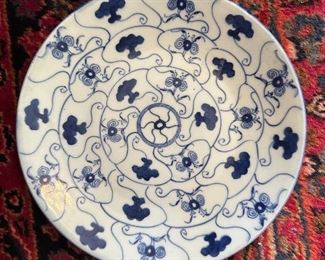 Fine Antique Chinese Blue and White 10" plate