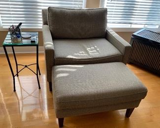 Art Van chair and ottomen