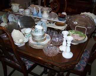 HAND-PAINTED DISHES, GLASS & MISC. ON THE BERKEY & GAY DINING TABLE