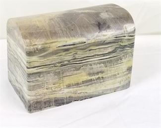 Green polished block of serpentine 