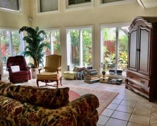 Tv Entertainment Center