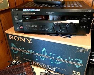 Sony STR-DE545 FM Stereo - FM-AM Receiver with original box 