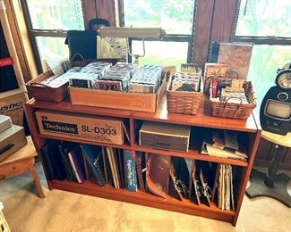 Mid Century Stereo Cabinet - Technics SL-D303 Turntable - new in box 