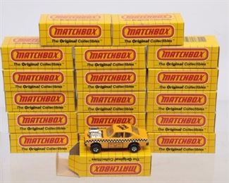 Lot Of 18 Matchbox Maxi Taxi 01-00-72 In Yellow Box