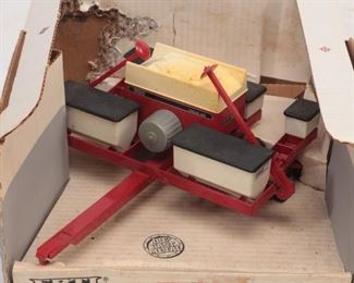 Vintage Ertl Case International Planter