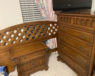 quality wood bedroom set signed thomasville