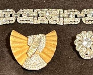 Eisenberg Earrings Other Nice Costume