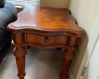 #23 inlay end table with 1 drawer and thick legs 24x27x24 $75