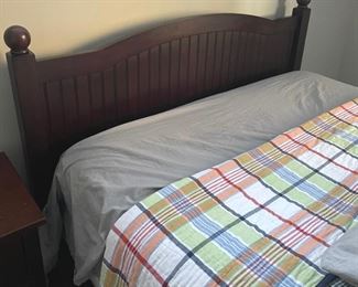 Pottery Barn Full Bed