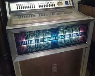 Seeburg jukebox full of records