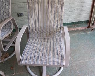 One of 4 chairs