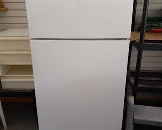 Americana Refrigerator 