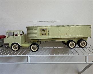 This item will have firm pricing and will not be discounted the second day. Thank you! 