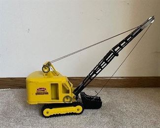 This item will have a firm price and not be discounted the second day of the sale. Thank you