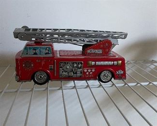 This item will have a firm price and not be discounted the second day of the sale. Thank you