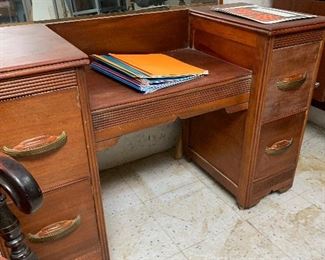 ANTIQUE DRESSER