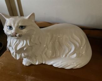 Ceramic cat