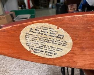 Label from bottom of clock