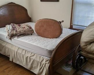 Antique bed - full size