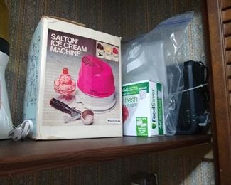 Kitchen and household appliances 