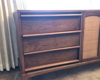 Lane Mid Century bedroom set (sold as set only)