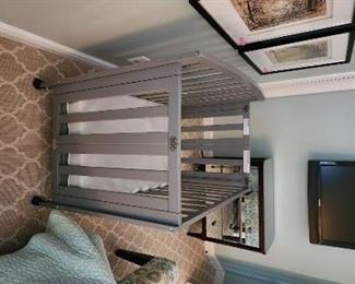 Lightweight foldable crib like new