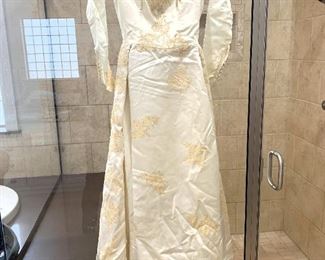 Vintage wedding dress