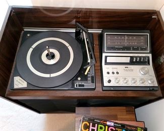 Vintage Montgomery Ward stereo system
